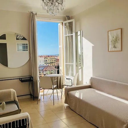 Avec Vue Panoramique - Du Louvre Apartment Menton